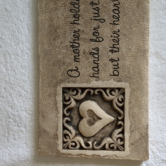 Hand Cast Stone 🤎 mother Sign - Picture 2 of 9